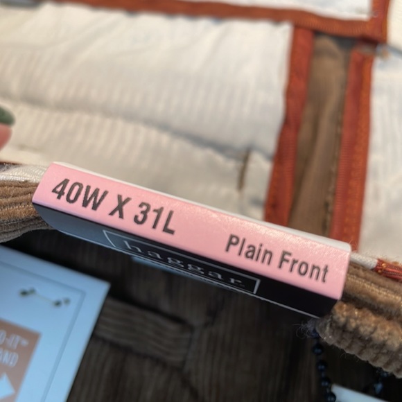 NWT Haggar || Go-To-Corduroys Classic Fit Pants; Size 40W X 31L - Picture 4 of 15